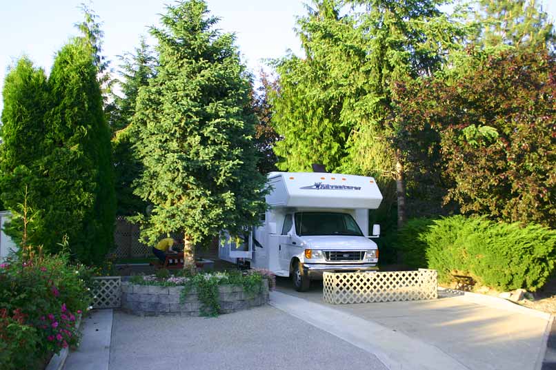 Holiday Park Resort - Kelowna BC